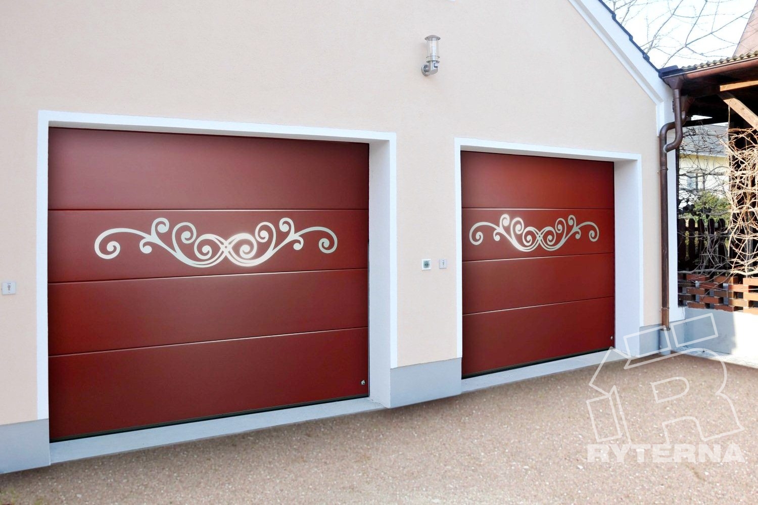 Секционные гаражные ворота - Ryterna Украина